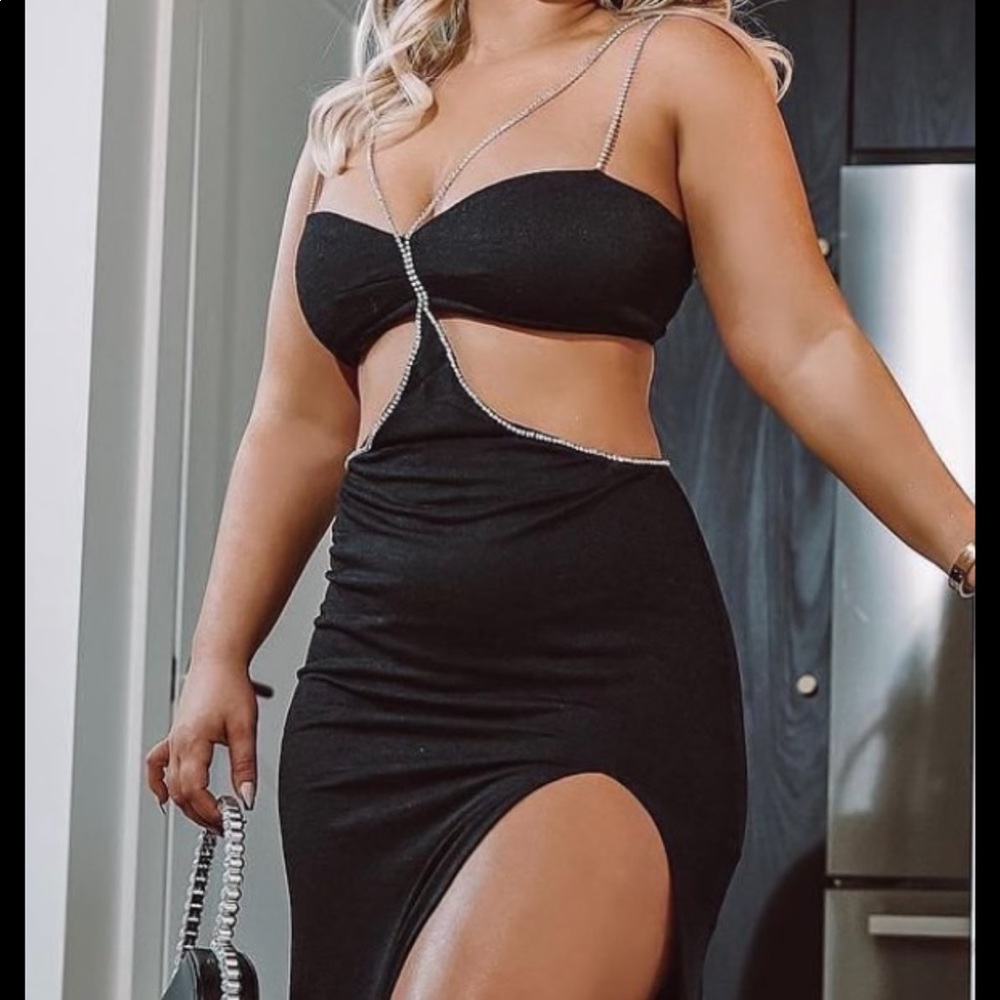 Black elegant dress